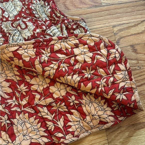 Reversible quilted vest - Picture 3 of 4